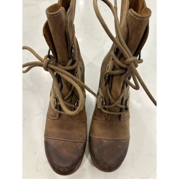 Sorel Joan of Arctic II wedge leather buckle elk boots size 6 tan/brown - Picture 2 of 8